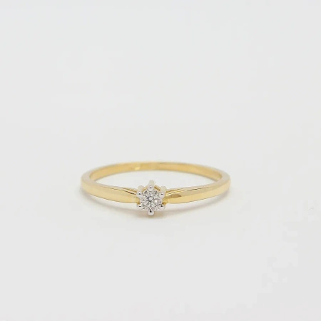 Pierścionek z brylantem 0,02 ct