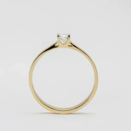 Pierścionek z brylantem 0,15 ct