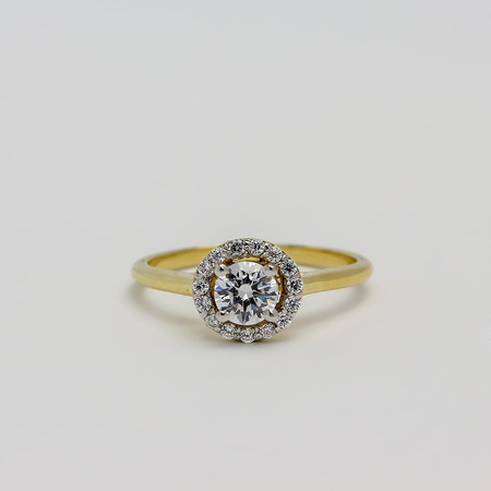 Pierścionek z brylantami 0,54 ct