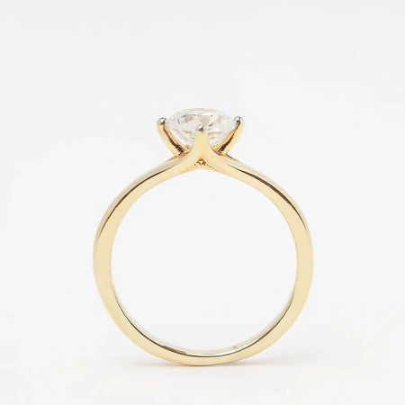 Pierścionek z brylantem 0,50 ct