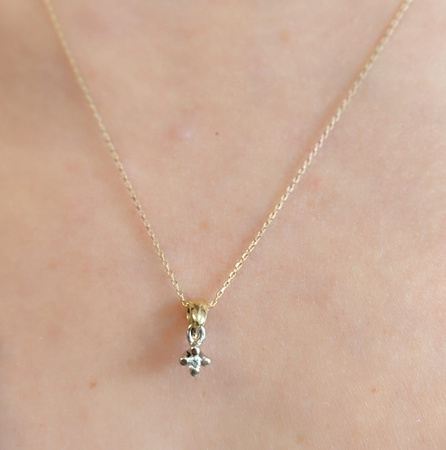 Zawieszka z brylantem