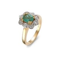 Pierścionek z szmaragdem i brylantami