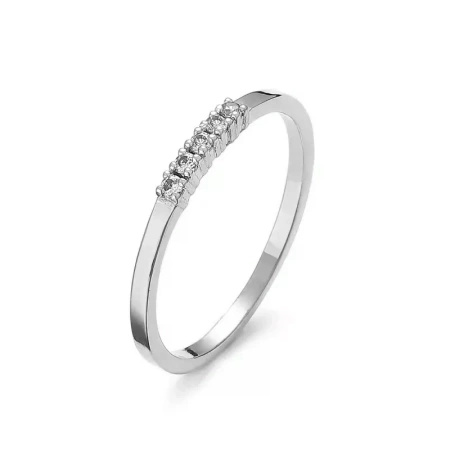 Pierścionek z cyrkoniami