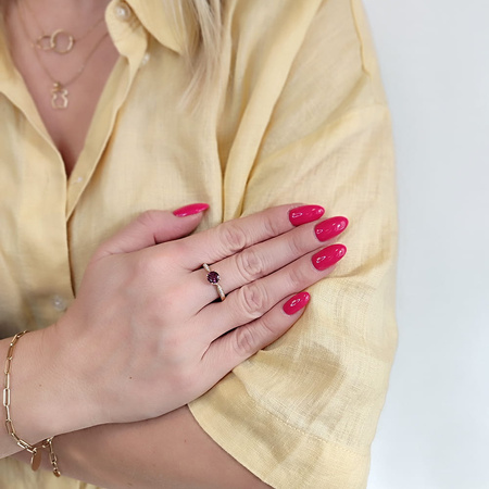 Pierścionek z rodolitem i brylantami