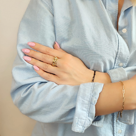 Pierścionek z cyrkoniami