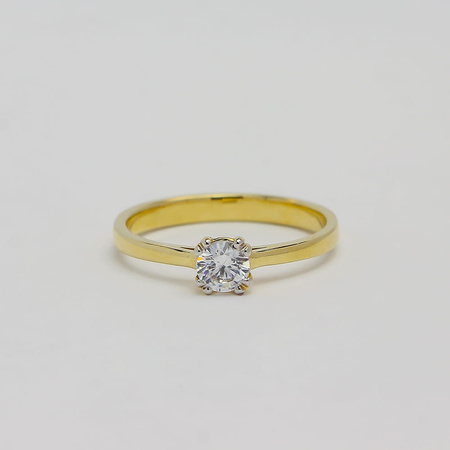 Pierścionek z brylantem 0,30 ct