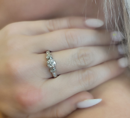 Pierścionek z brylantami 0,71 ct