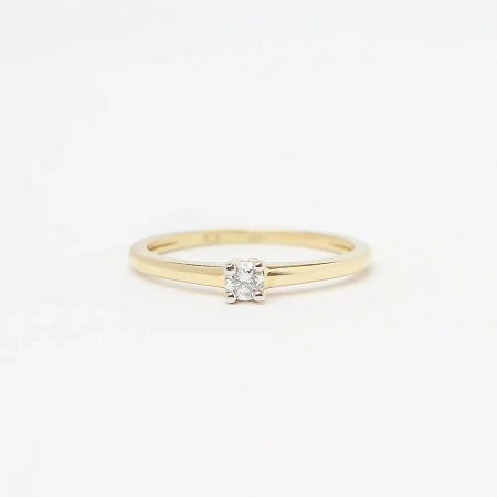 Pierścionek z brylantem 0,11 ct