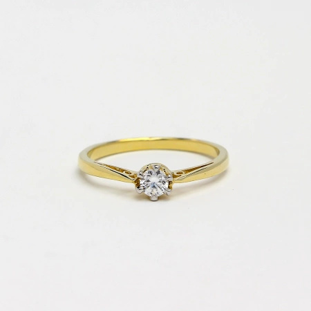 Pierścionek z brylantem 0,13 ct