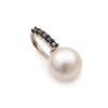 Zawieszka z perłą i czarnymi brylantami