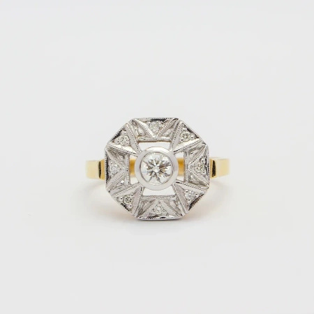 Pierścionek z brylantami 0,31 ct