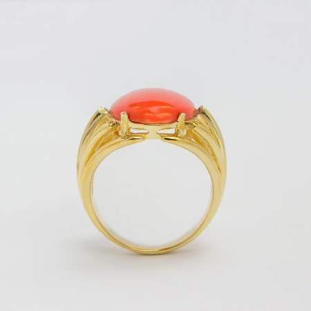 Pierścionek z koralem
