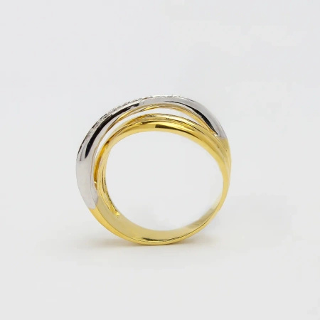 Pierścionek z brylantami 0,12 ct