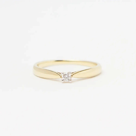 Pierścionek z brylantem 0,06 ct