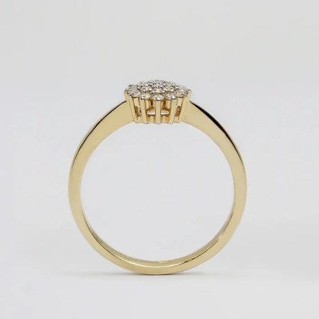 Pierścionek z brylantami 0,18 ct