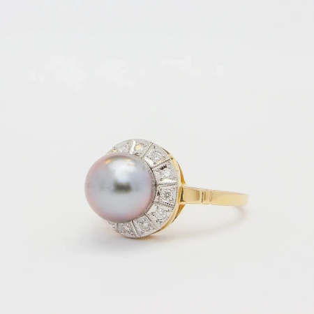 Pierścionek z perłą tahitańską i brylantami