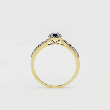 Pierścionek z szafirem i brylantami