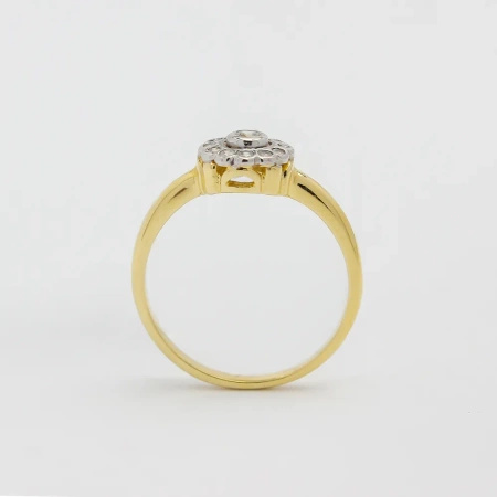 Pierścionek z brylantami