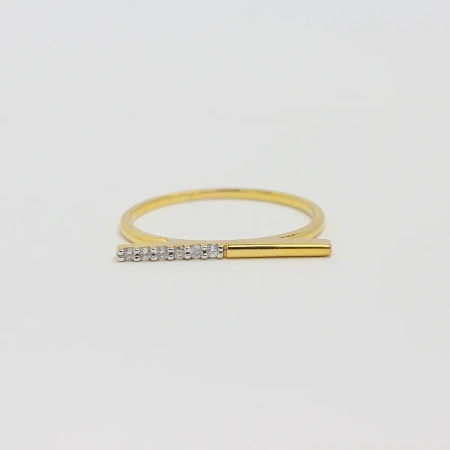 Pierścionek z brylantami 0,05 ct