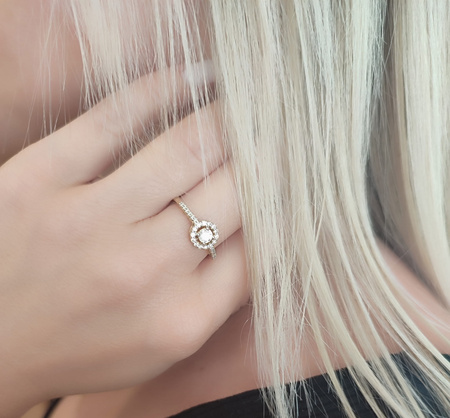 Pierścionek z brylantami 0,41 ct