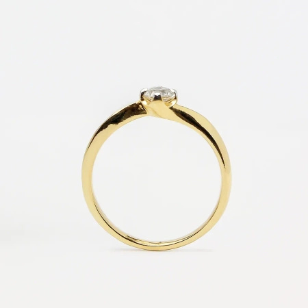 Pierścionek z brylantem 0,25 ct