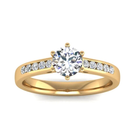 Pierścionek z cyrkoniami