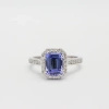 Pierścionek z tanzanitem i brylantami