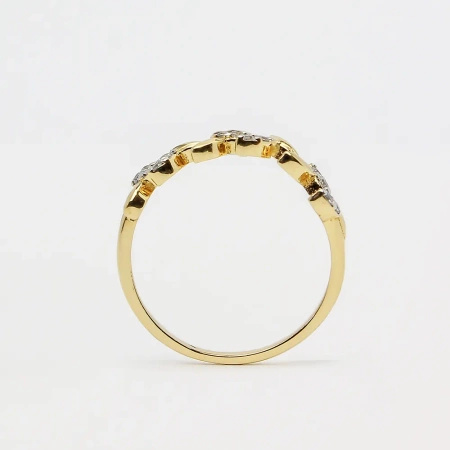 Pierścionek z brylantami 0,10 ct