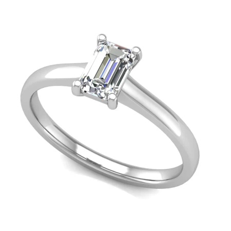 Pierścionek z cyrkonią