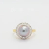 Pierścionek z perłą tahitańską i brylantami