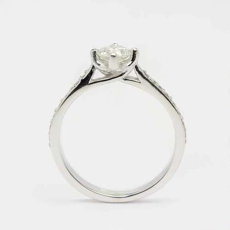 Pierścionek z brylantami 0,59 ct