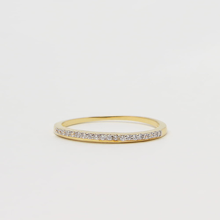 Pierścionek z brylantami 0,09 ct
