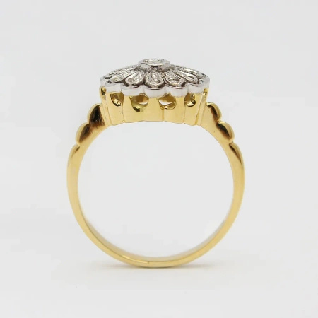 Pierścionek z brylantami 0,15 ct