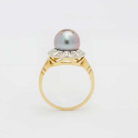 Pierścionek z perłą tahitańską i brylantami