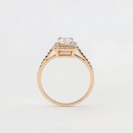 Pierścionek z morganitem i brylantami