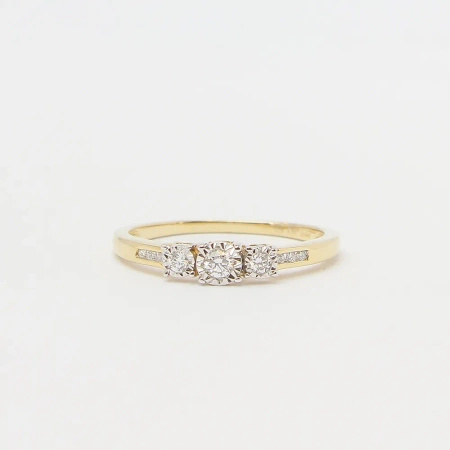 Pierścionek z brylantami 0,13 ct