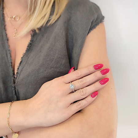 Pierścionek z akwamarynem i brylantami