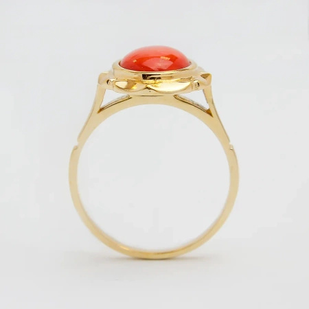 Pierścionek z koralem