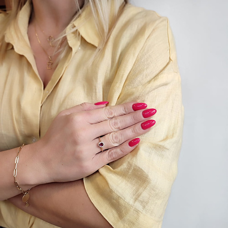 Pierścionek z rodolitem i brylantami