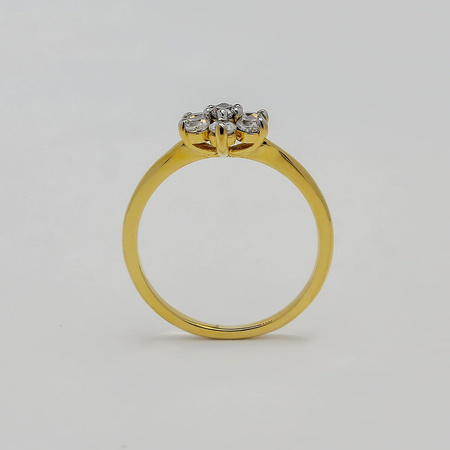 Pierścionek z brylantami 0,42 ct