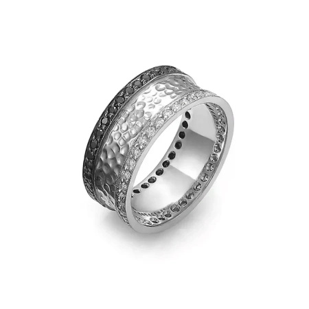 Pierścionek z białymi i czarnymi brylantami