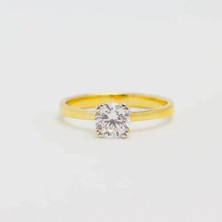 Pierścionek z brylantem 0,50 ct