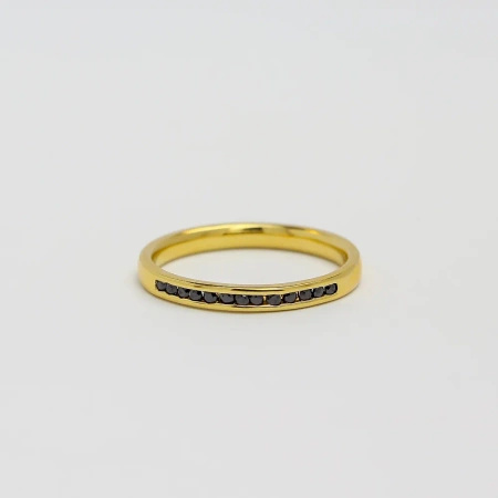Pierścionek z czarnymi brylantami 0,09 ct