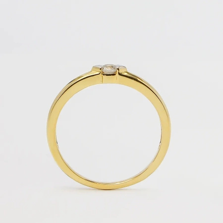 Pierścionek z brylantem 0,12 ct