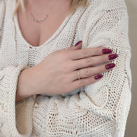 Pierścionek z cyrkoniami - nieskończoność