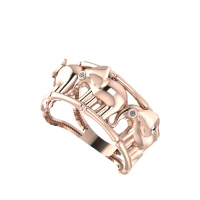 Pierścionek z cyrkoniami