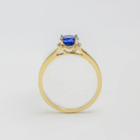 Pierścionek z szafirem i brylantami