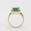 Pierścionek z szmaragdem i brylantami