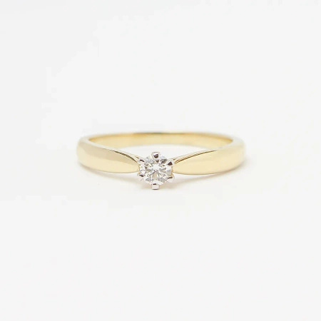 Pierścionek z brylantem 0,17 ct