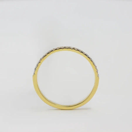 Pierścionek z brylantami 0,14 ct